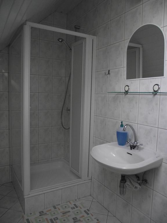 Radek Vendégház és Apartman Halászi Esterno foto